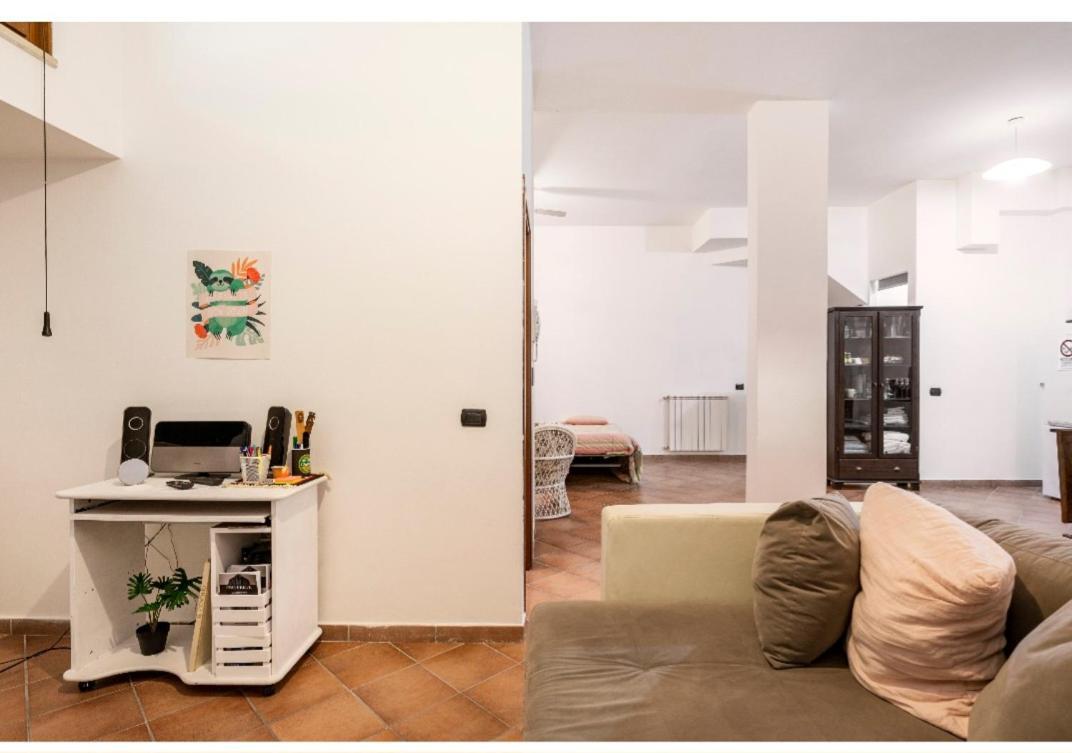 Openspace Con Free Parking *